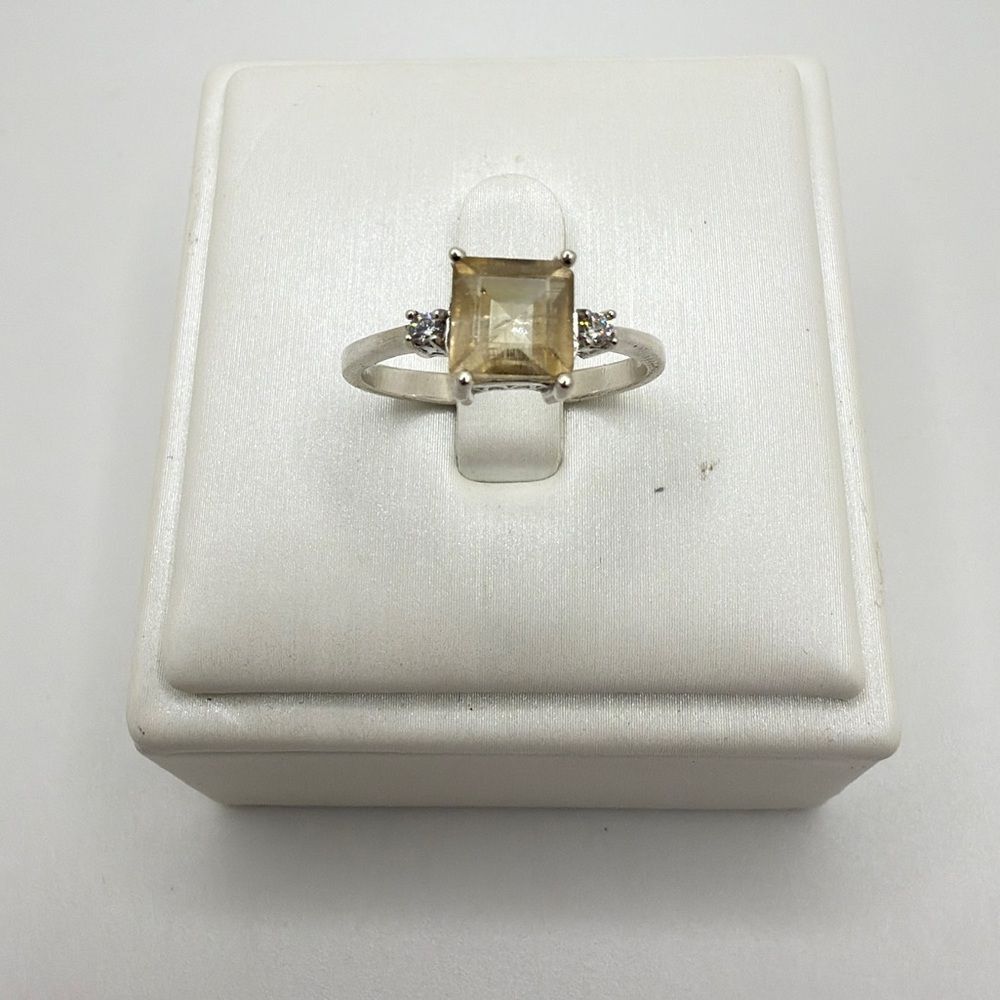 NWOT 5mm princess cut citrine w/ accent cz diamonds in sterling silver ring!